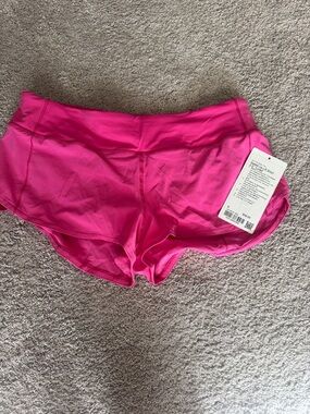 NWT lululemon speed up short 2.5